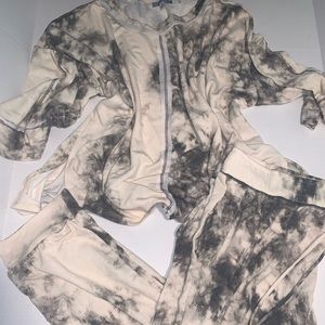 Beautiful boutique lounge set soft! New! 1x